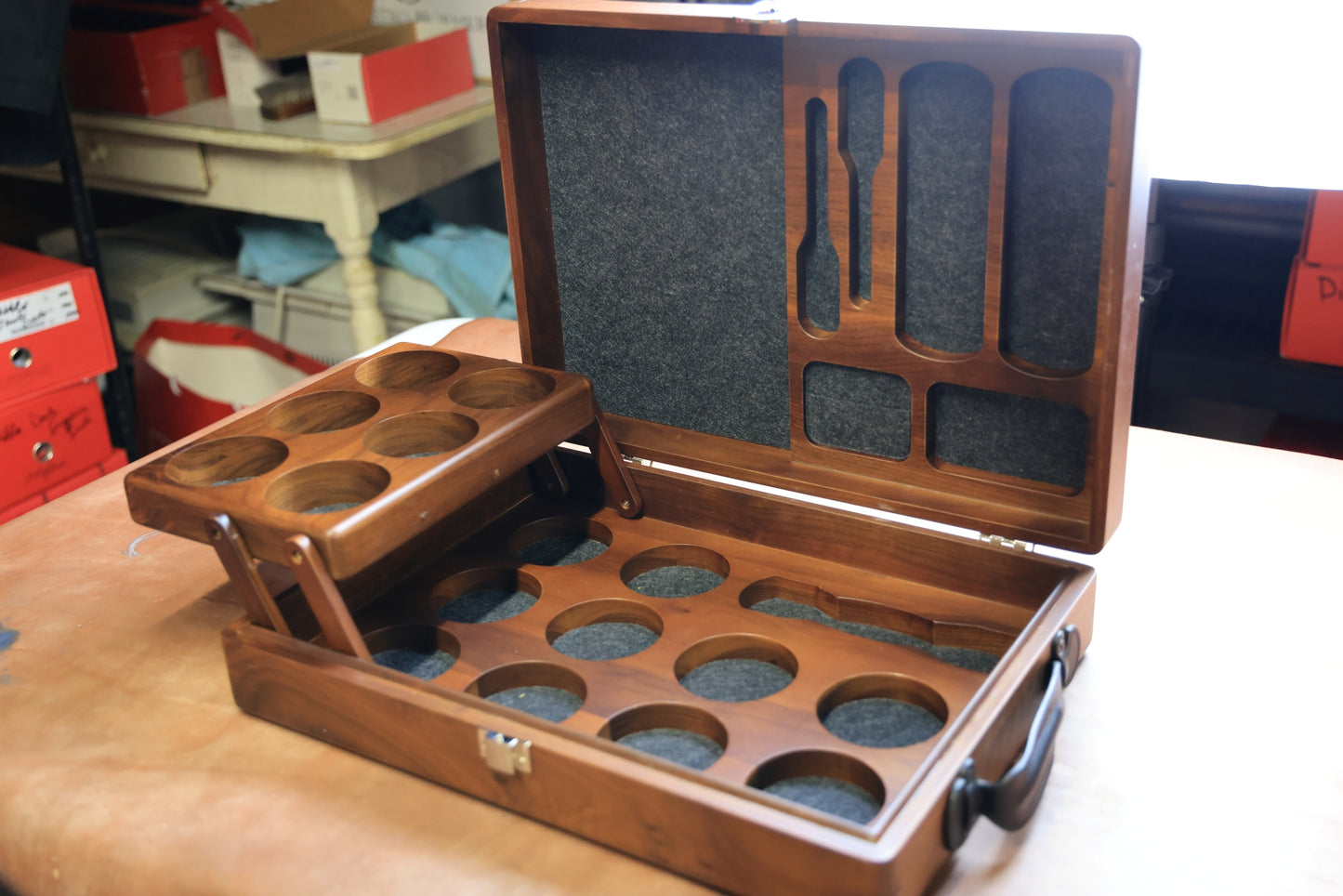 Arterton Walnut Social Briefcase – Shop Sample