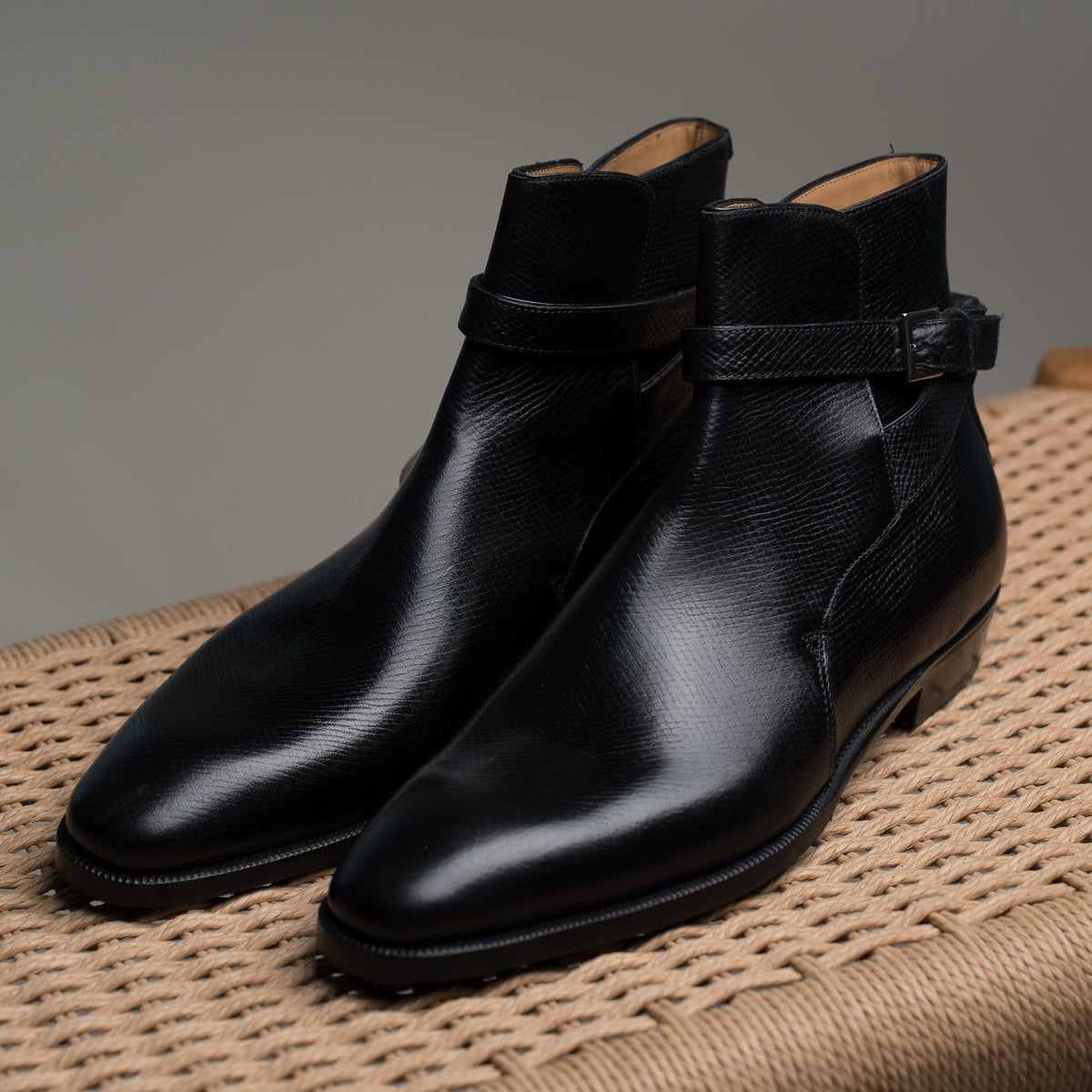 Black Hatchgrain Shoes
