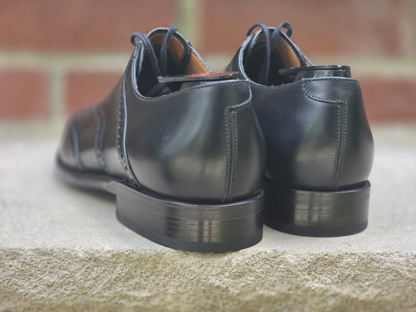 J.FitzPatrick - Wingtip Saddle Oxford - Black Calf - Multiple Sizes