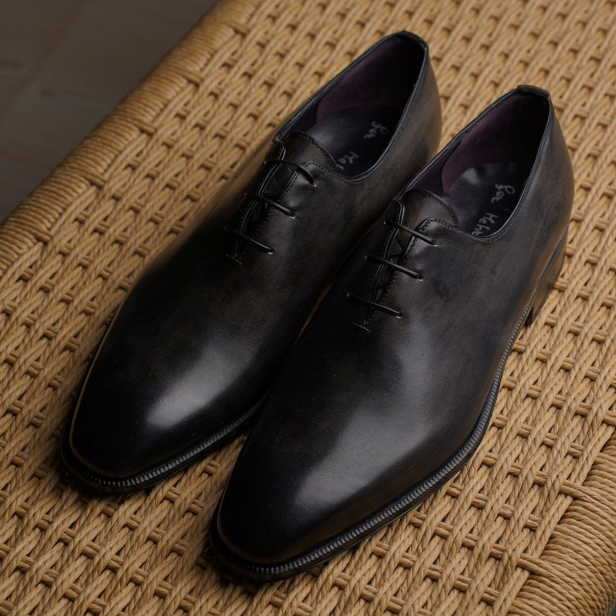 Enzo Bonafe - 3 Eyelet Wholecut Oxford - Greyish Black Calf