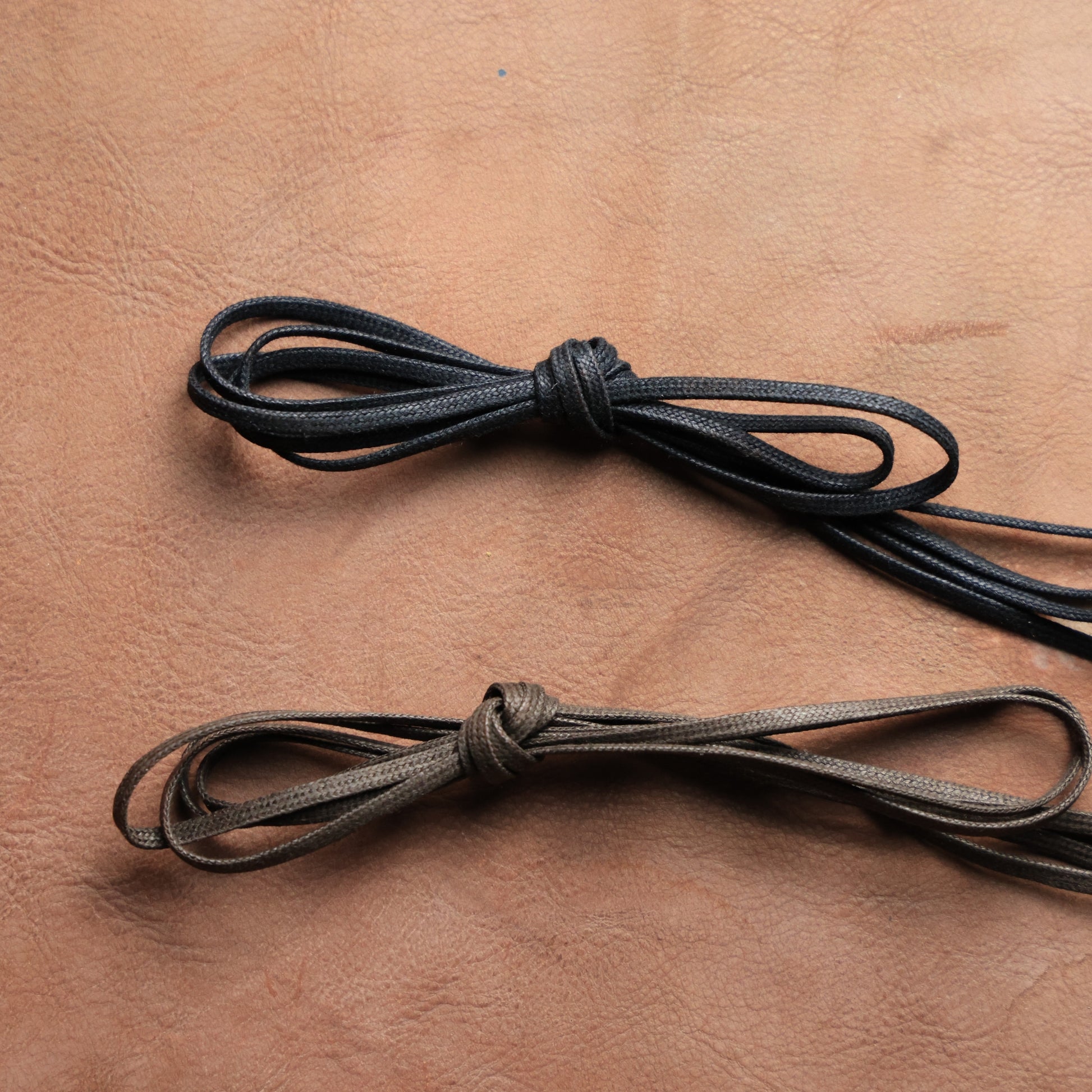 flat waxed dress shoe laces Wellington Flat Waxed Dress Shoelaces Medium Brown / 80 cm / 31.5 in