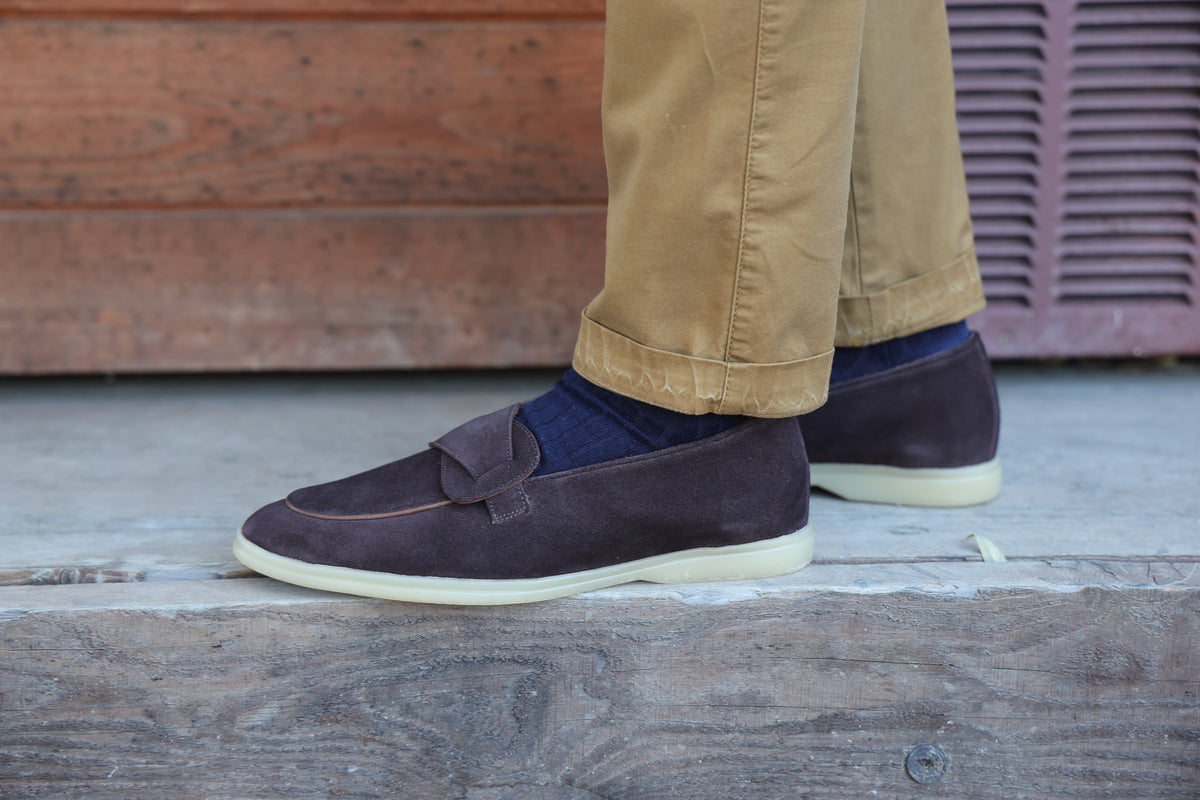 Sandpoint Soft Sole Butterfly Loafer – Dark Brown Suede with Dark Brown Piping