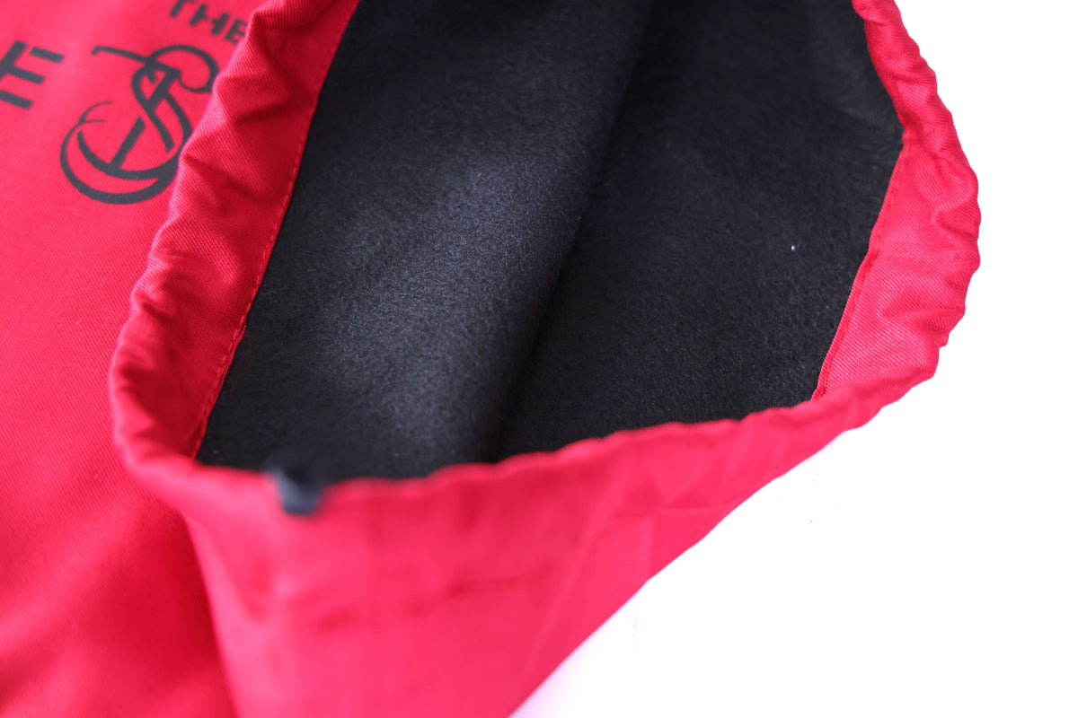 Embauchoirs de voyage en plastique rouge