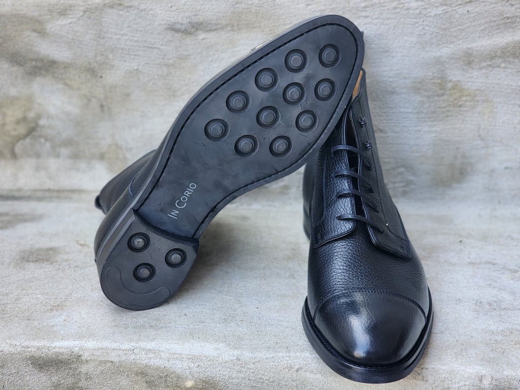 In Corio / Martin Boots image 4