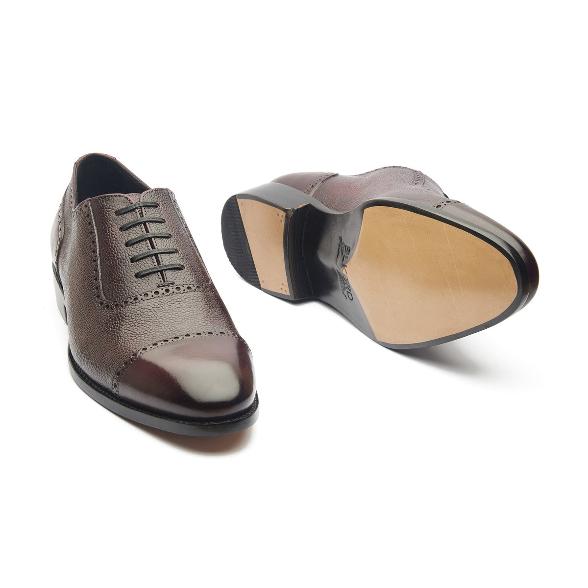 Huayra – Adelaide Oxford – Burgundy Pebble Grain