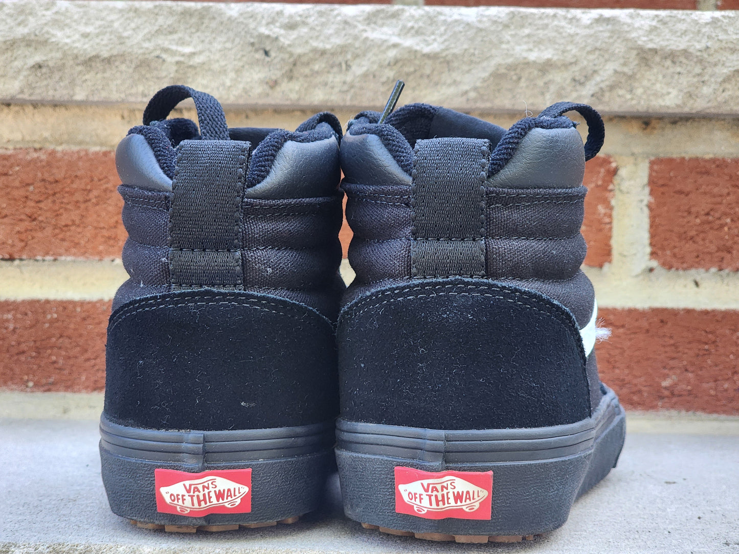 Vans - Sk8 Hi - Lona negra/Ante/Ribete blanco