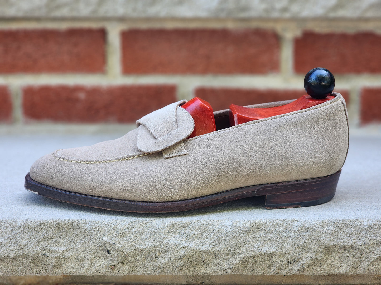 J.FitzPatrick - Mocasines de ante con forma de mariposa - Avena