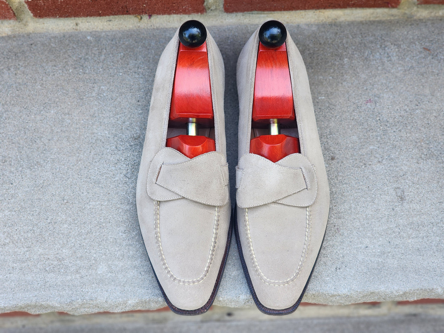 J.FitzPatrick - Mocasines de ante con forma de mariposa - Avena