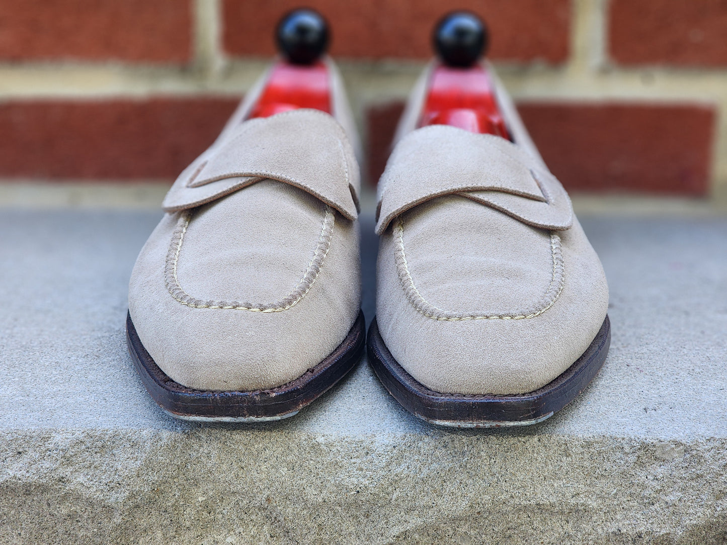 J.FitzPatrick - Mocasines de ante con forma de mariposa - Avena