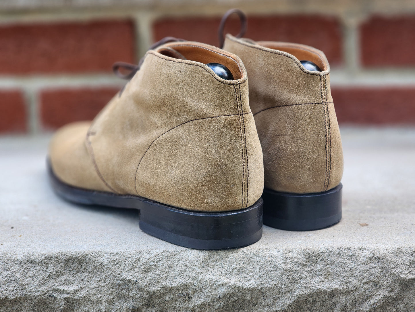 J.FitzPatrick - Suede Chukka Boots - Sand - US 7.5