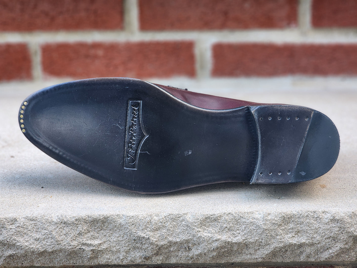 J.FitzPatrick - Mocasines Butterfly - Encuadernación pulida color burdeos