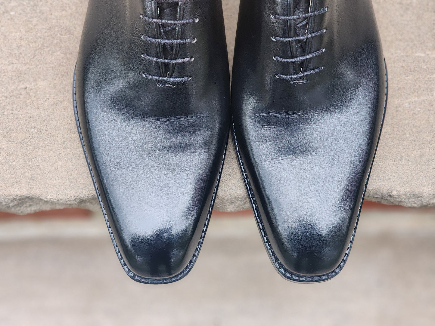 Vass - Wholecut Oxford - Black Calf - US 10