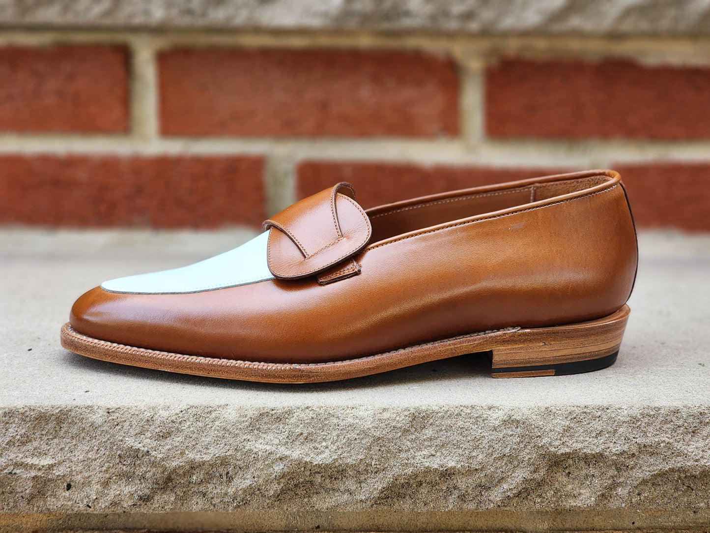 J.FitzPatrick - Butterfly Loafers - Caramel Calf / White - Multiple Sizes
