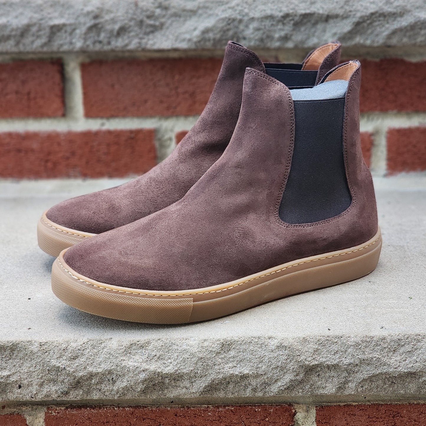 J.FitzPatrick - Chelsea Sneaker - Brown Suede - US 7