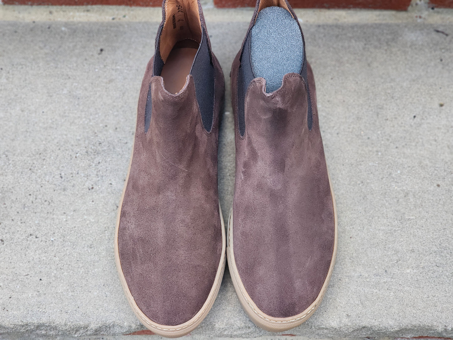 J.FitzPatrick - Chelsea Sneaker - Brown Suede - US 7