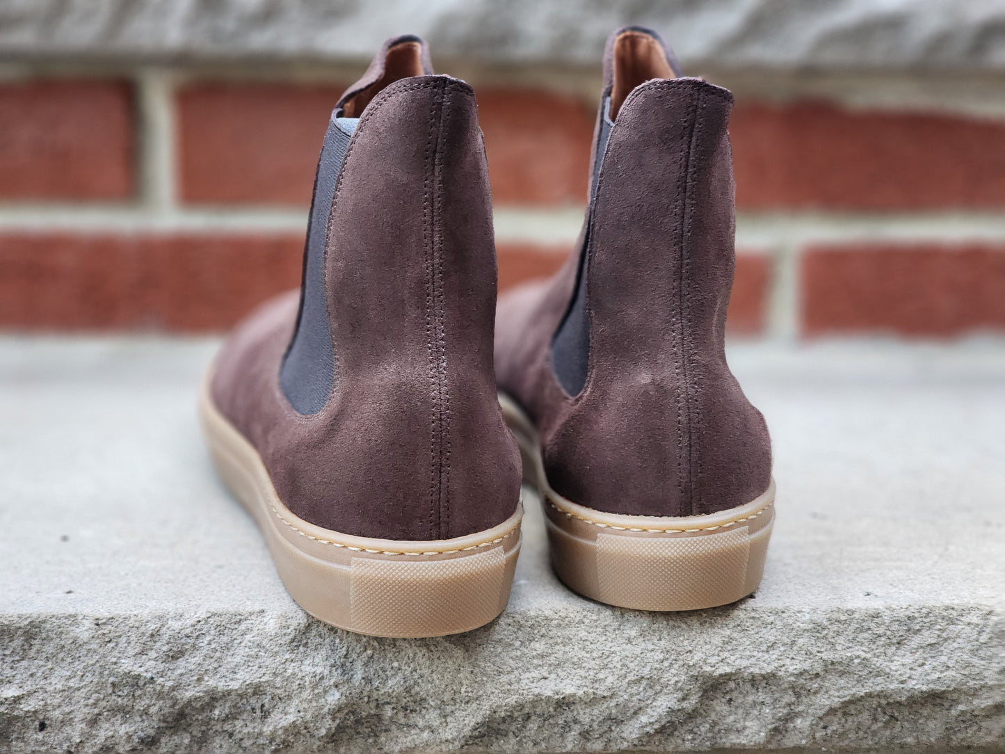 J.FitzPatrick - Chelsea Sneaker - Brown Suede - US 7