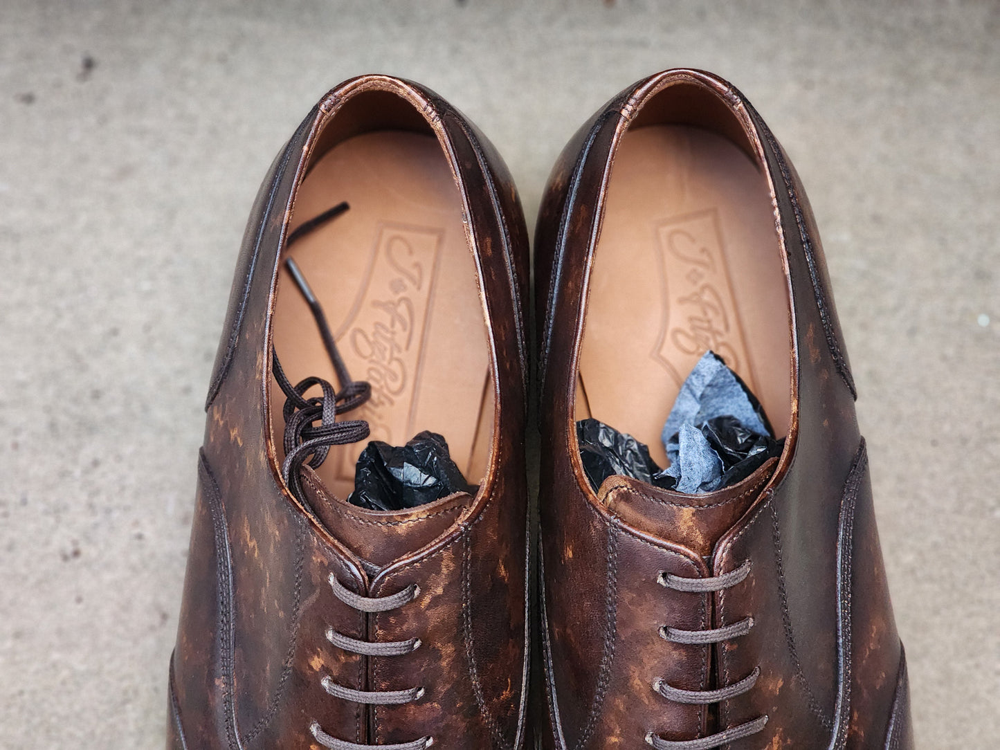 J.FitzPatrick - Oxford de una sola pieza de ante - Marrón oscuro