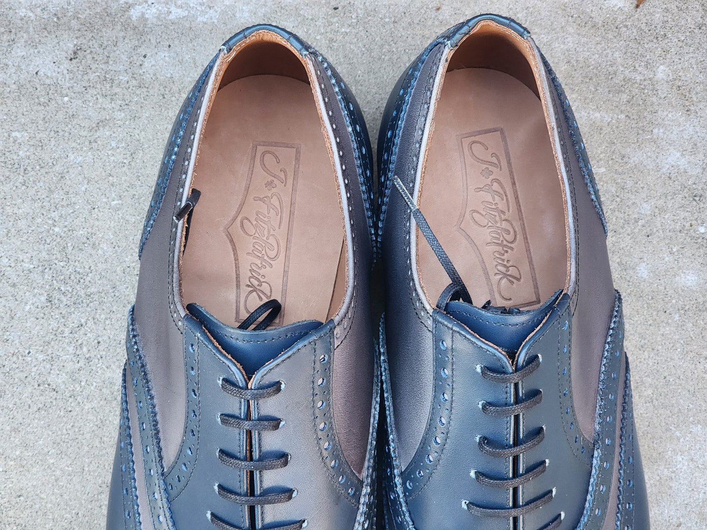 J.FitzPatrick - Oxford de una sola pieza de ante - Marrón oscuro