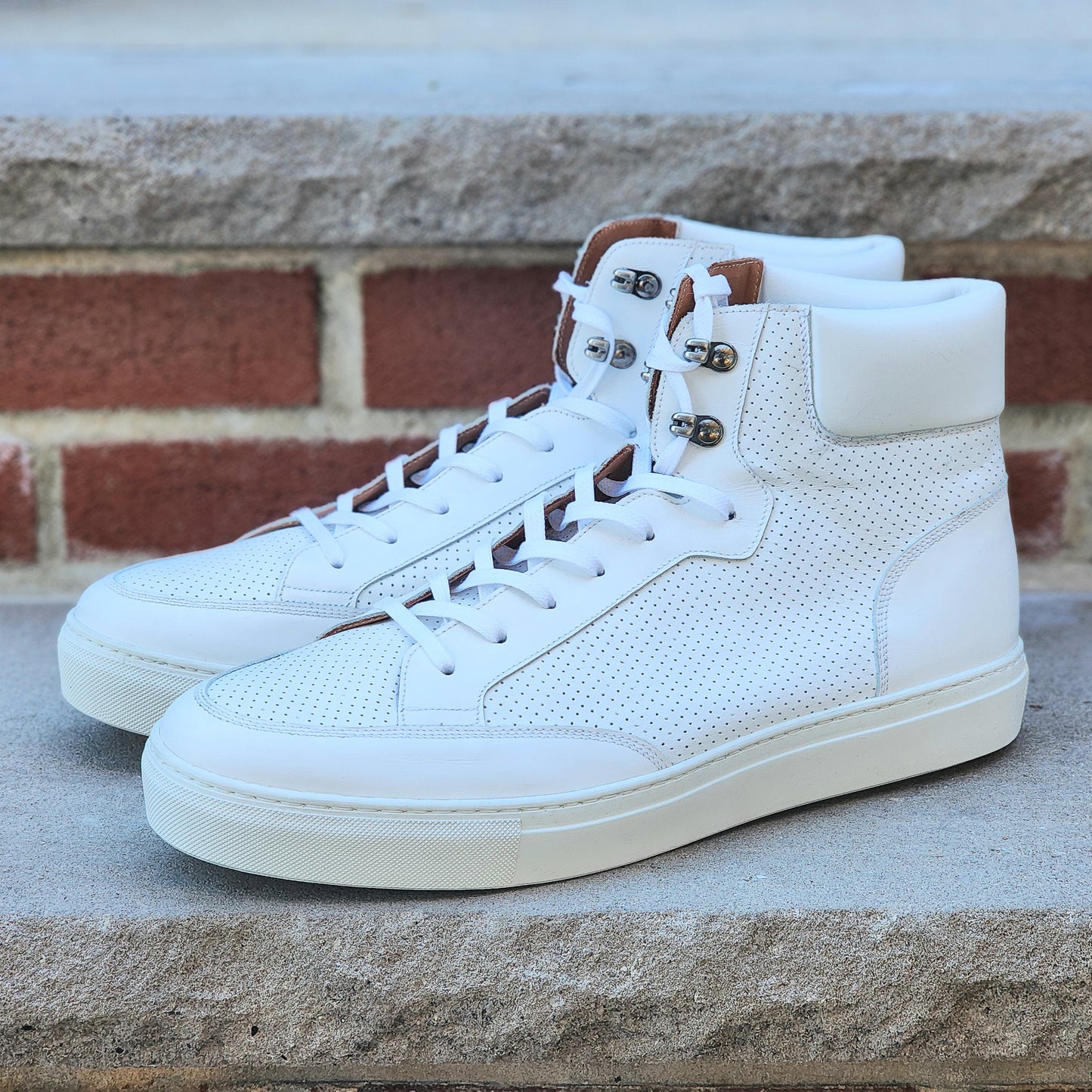 J.FitzPatrick - Hi Top Sneaker - White Calf Perforated - US 13