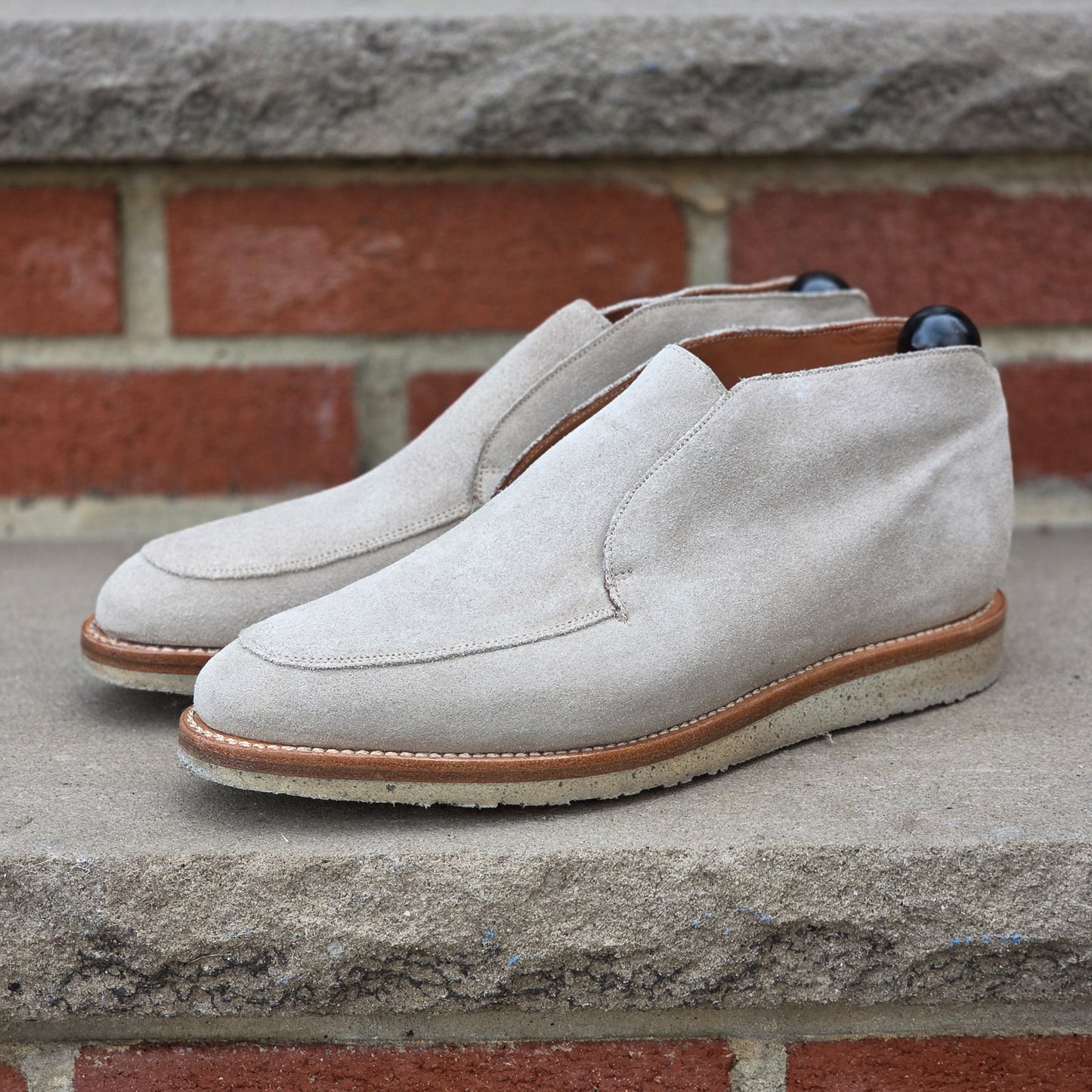 J.FitzPatrick - Laceless Chukka Boots - Sand Suede - US 7.5