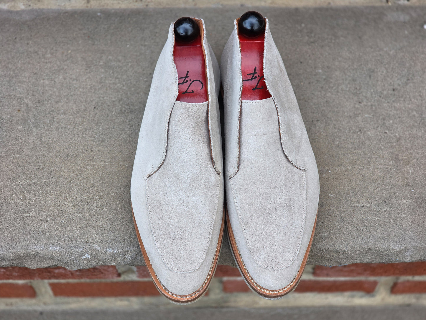 J.FitzPatrick - Laceless Chukka Boots - Sand Suede - US 7.5