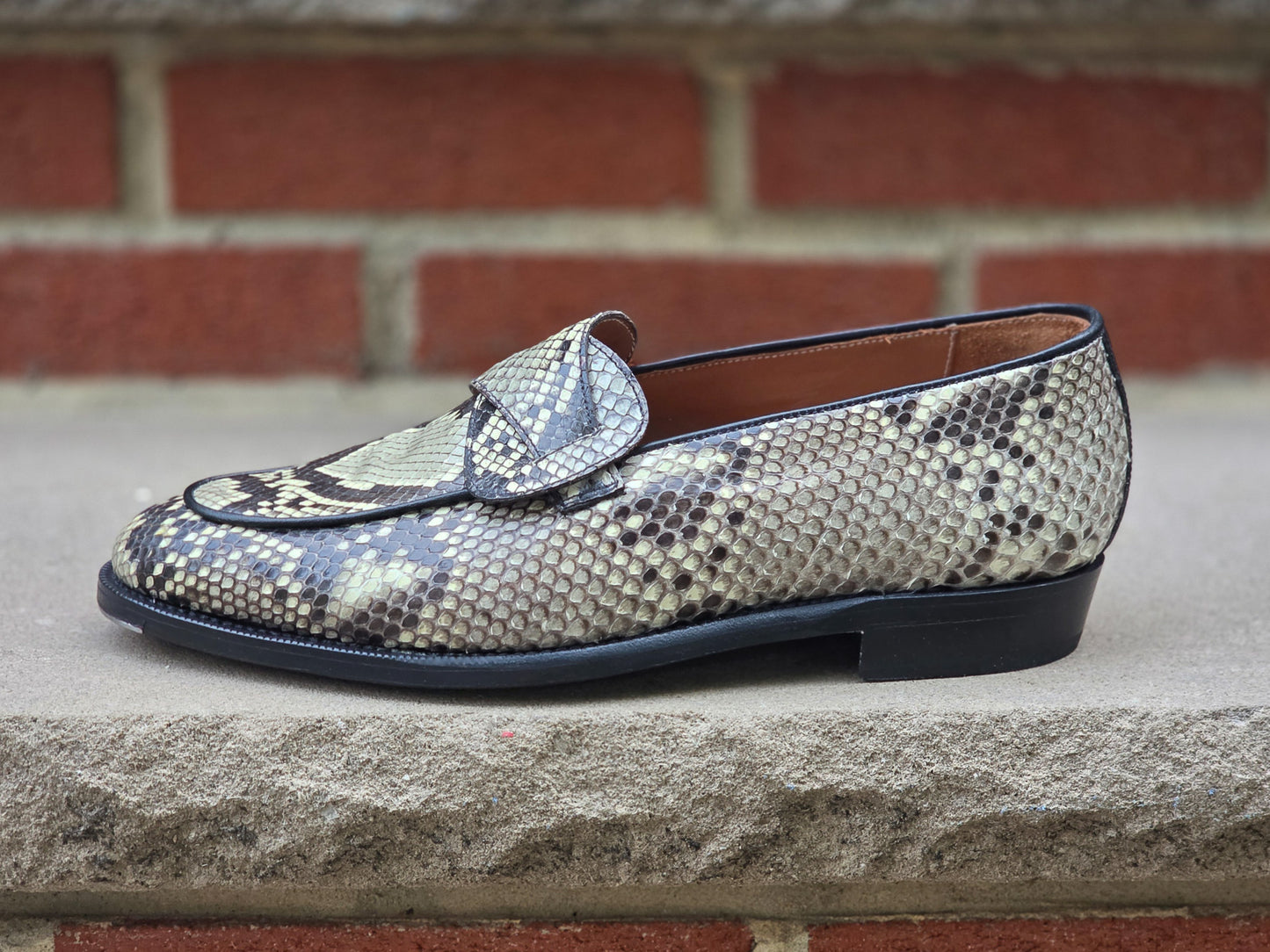 J.FitzPatrick - Mocasines Butterfly - Encuadernación pulida color burdeos