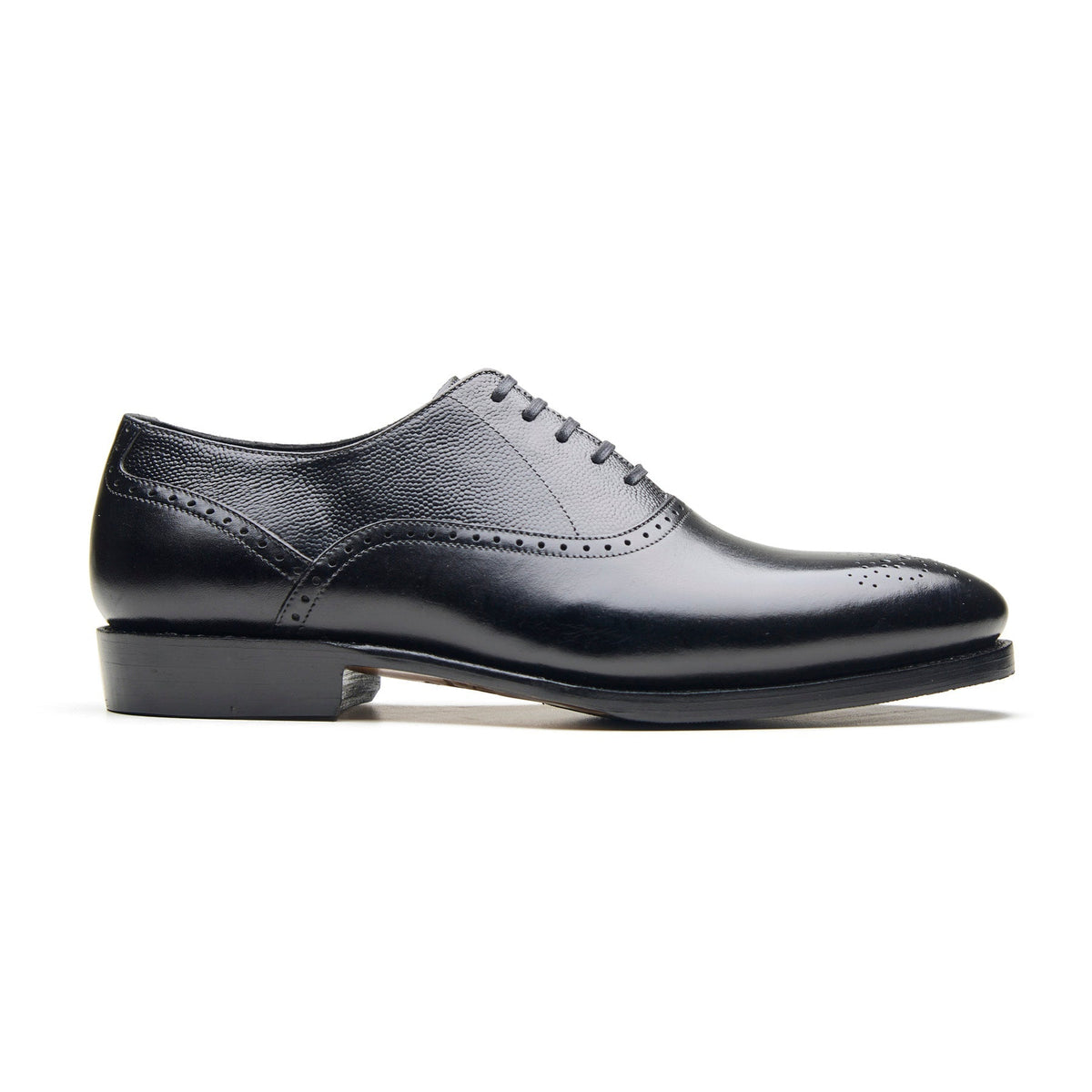Wenzel – Medallion Oxford – Black Calf & Pin Grain