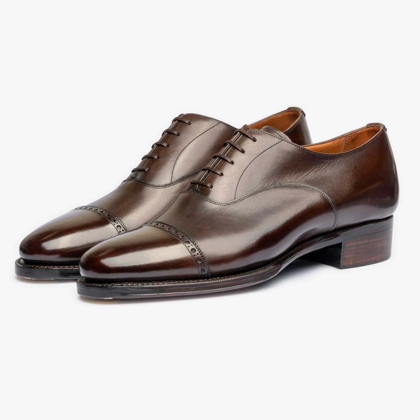 Punch Cap Oxford - Chocolate amargo - Chip Last - Founders 25