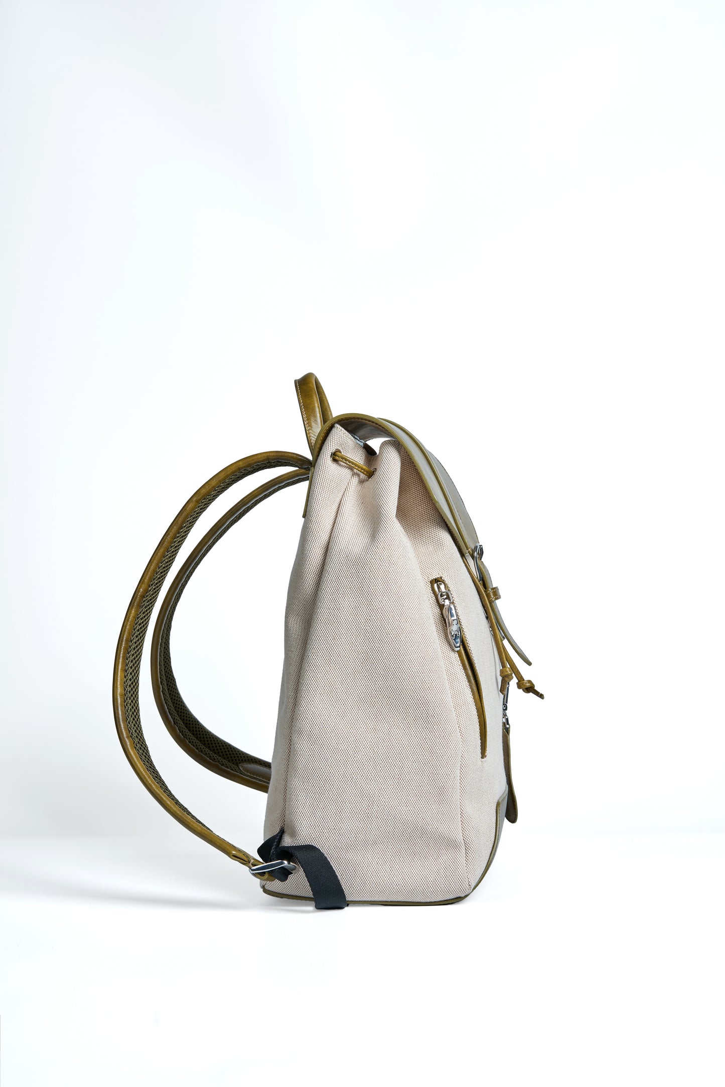 Twinkima.G - Premium Leather & Canvas Backpack