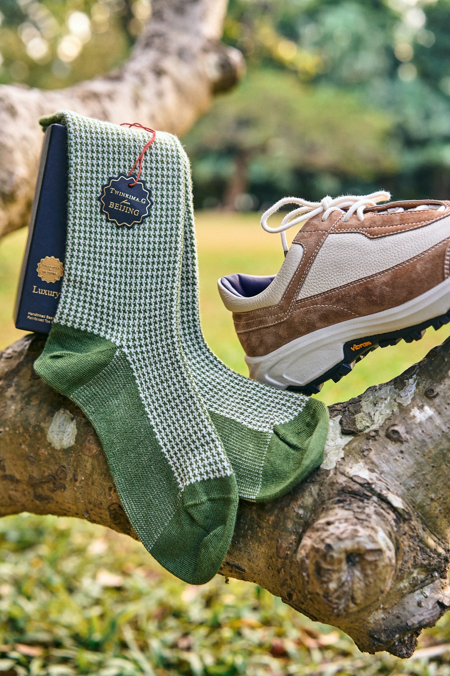 Twinkima.G - Cashmere Blend Socks - Olive/Pearl (Mid-Calf)