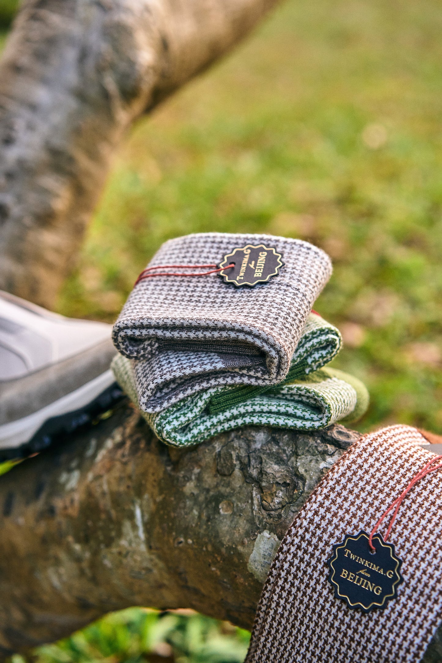 Twinkima.G - Cashmere Blend Socks - Grey/Pearl (Mid-Calf)