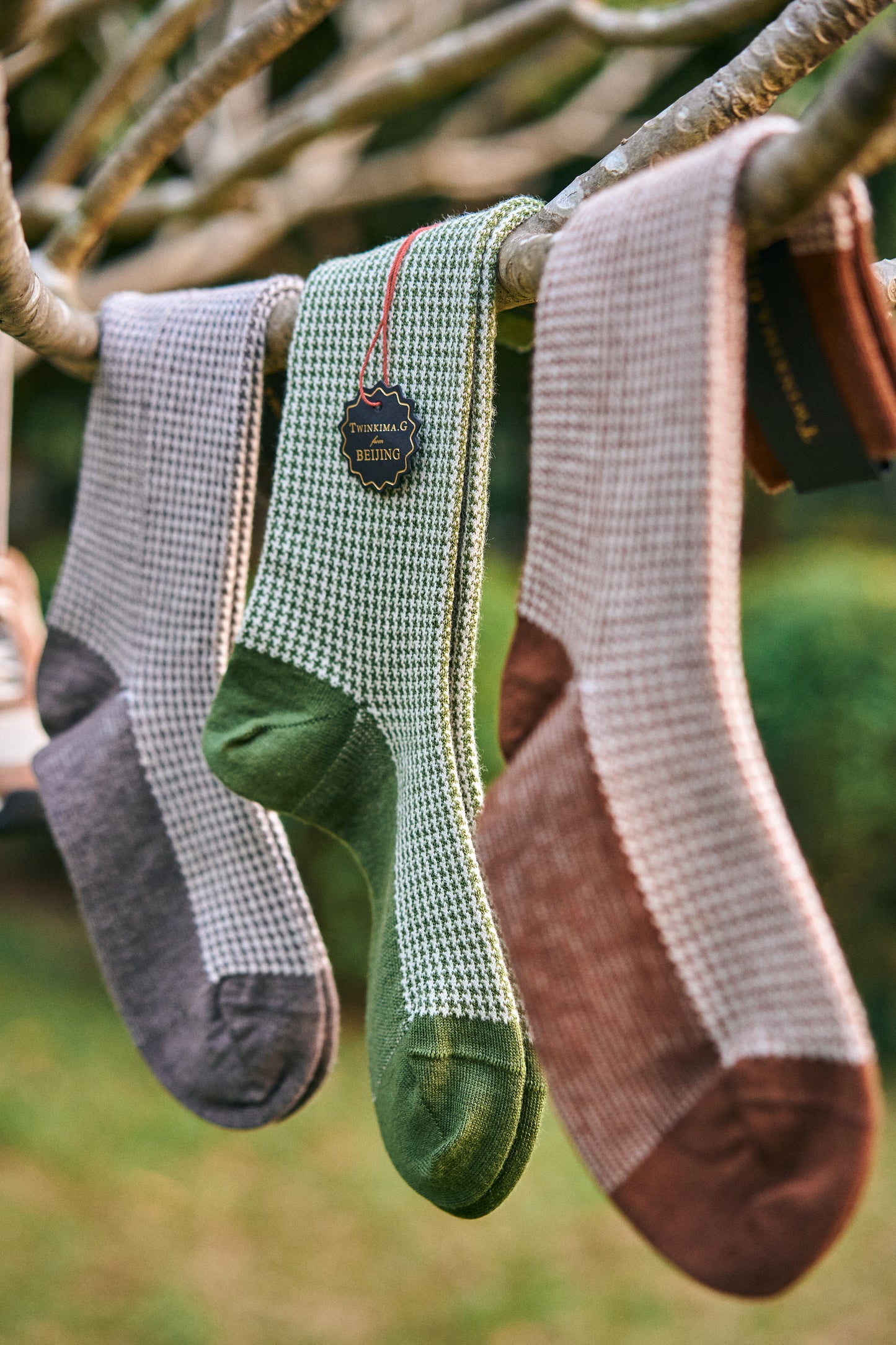 Twinkima.G - Cashmere Blend Socks - Olive/Pearl (Mid-Calf)