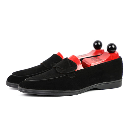 Sandpoint Soft Sole Butterfly Loafer – Black Suede with Black Piping - PRE SALE