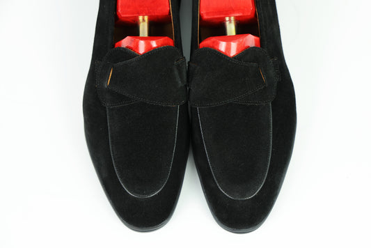 Sandpoint Soft Sole Butterfly Loafer – Black Suede with Black Piping - PRE SALE
